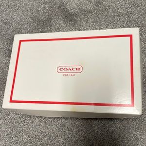 Vintage 2000’s Coach mini purse